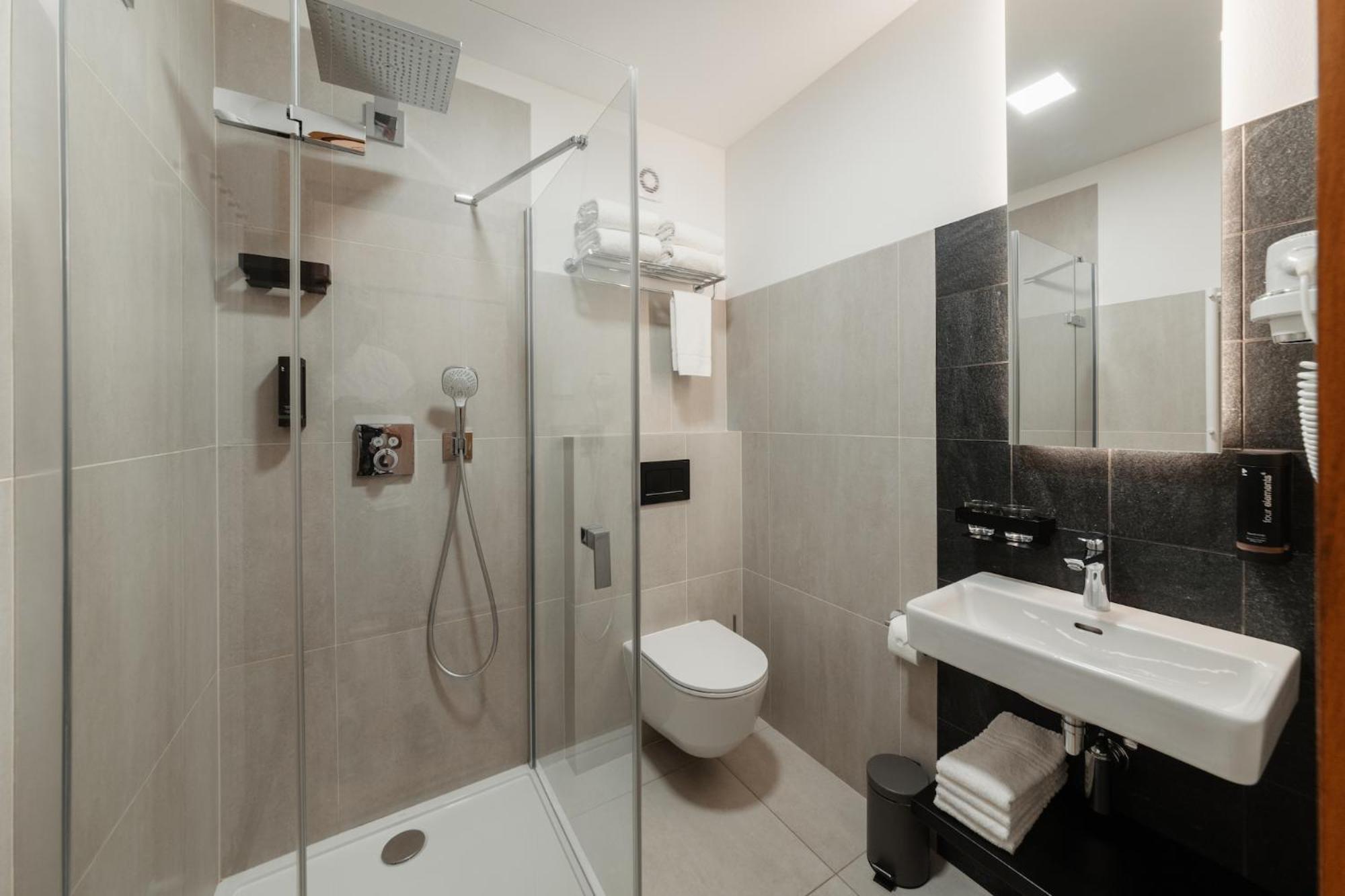 Penzion Austis Znojmo Exteriör bild